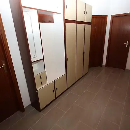 With Parking Space - 24071 Apartment *