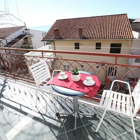 Apartment With Parking Space - 24071